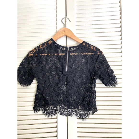 Black lace crop top - Picture 2 of 2